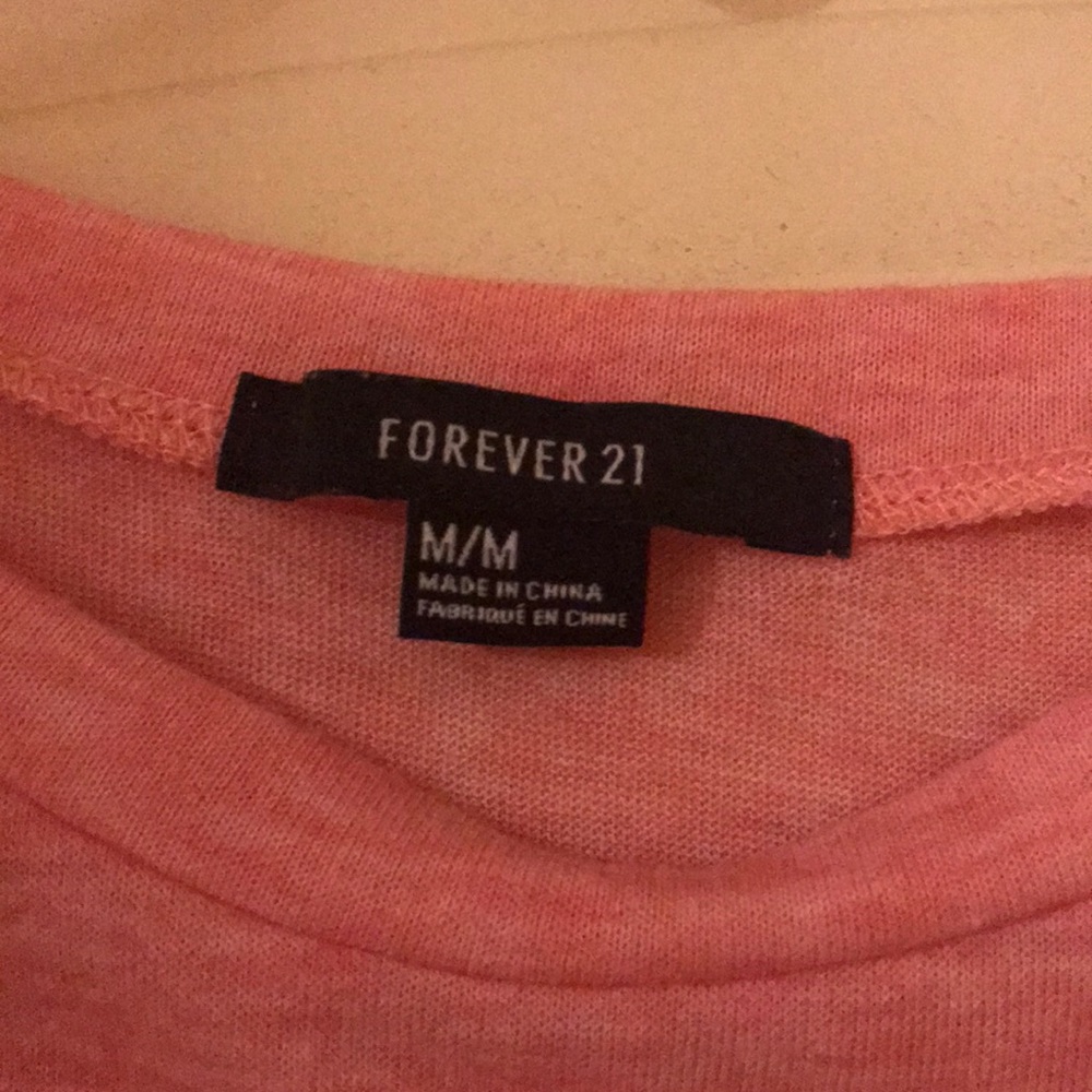 Pink top - Picture 2 of 4